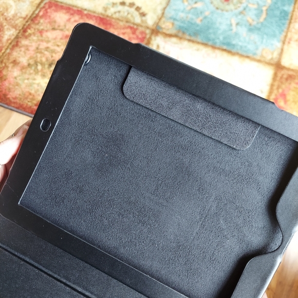 Bluetooth Tablet Keyboard Case - Picture 8 of 12